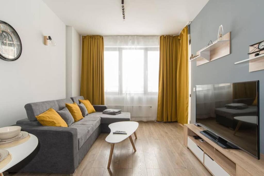 Yellow Apart @ Vitosha, Sofia Apartment Екстериор снимка